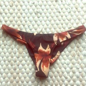 Stone Fox Swim Cai Bottom